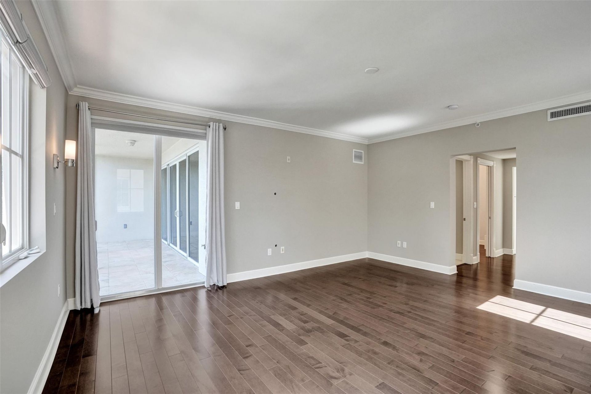1424 SE 12th Street, Unit 2B, Fort Lauderdale, FL 33316 Photo
