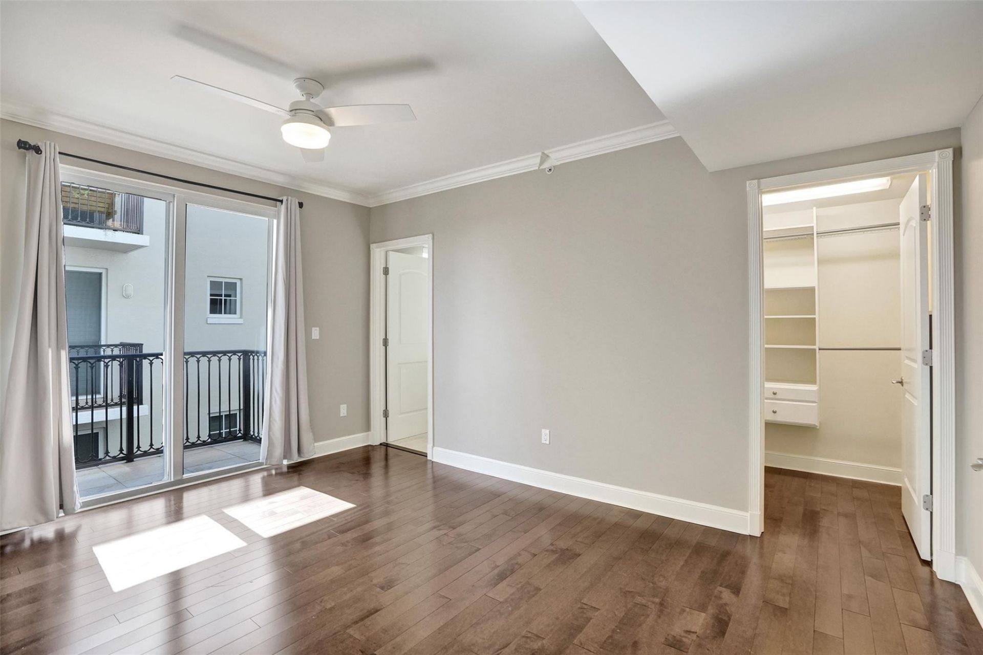 1424 SE 12th Street, Unit 2B, Fort Lauderdale, FL 33316 Photo