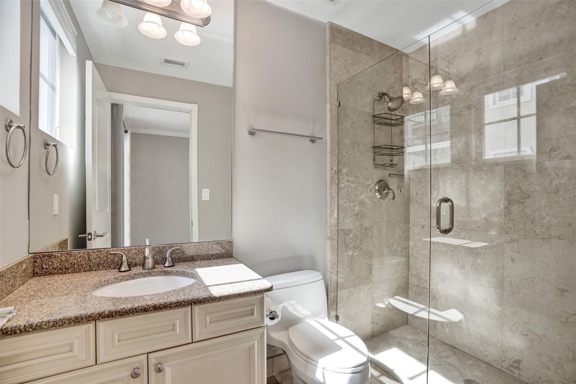 1424 SE 12th Street, Unit 2B, Fort Lauderdale, FL 33316 Photo
