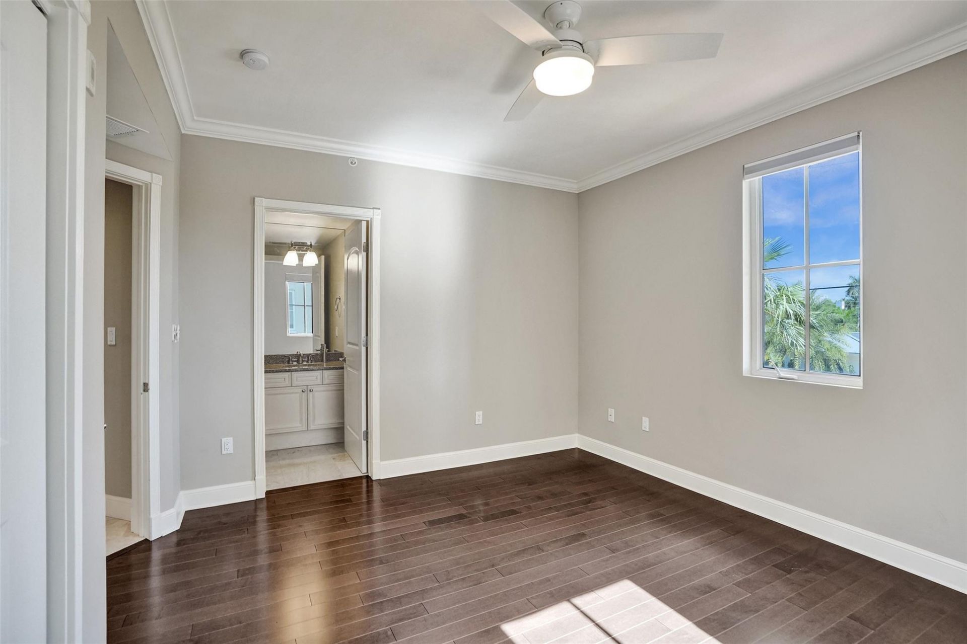 1424 SE 12th Street, Unit 2B, Fort Lauderdale, FL 33316 Photo