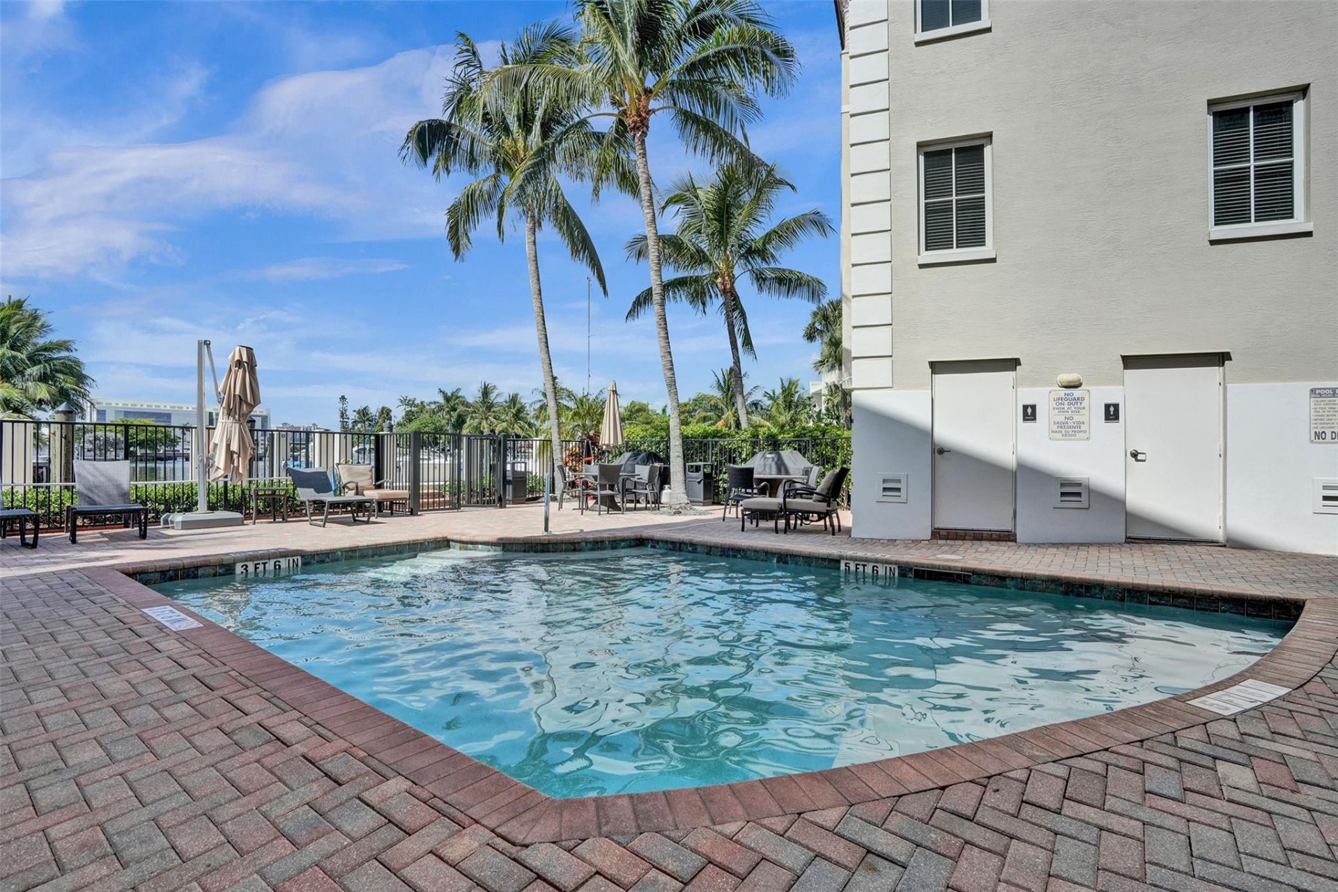 1424 SE 12th Street, Unit 2B, Fort Lauderdale, FL 33316 Photo