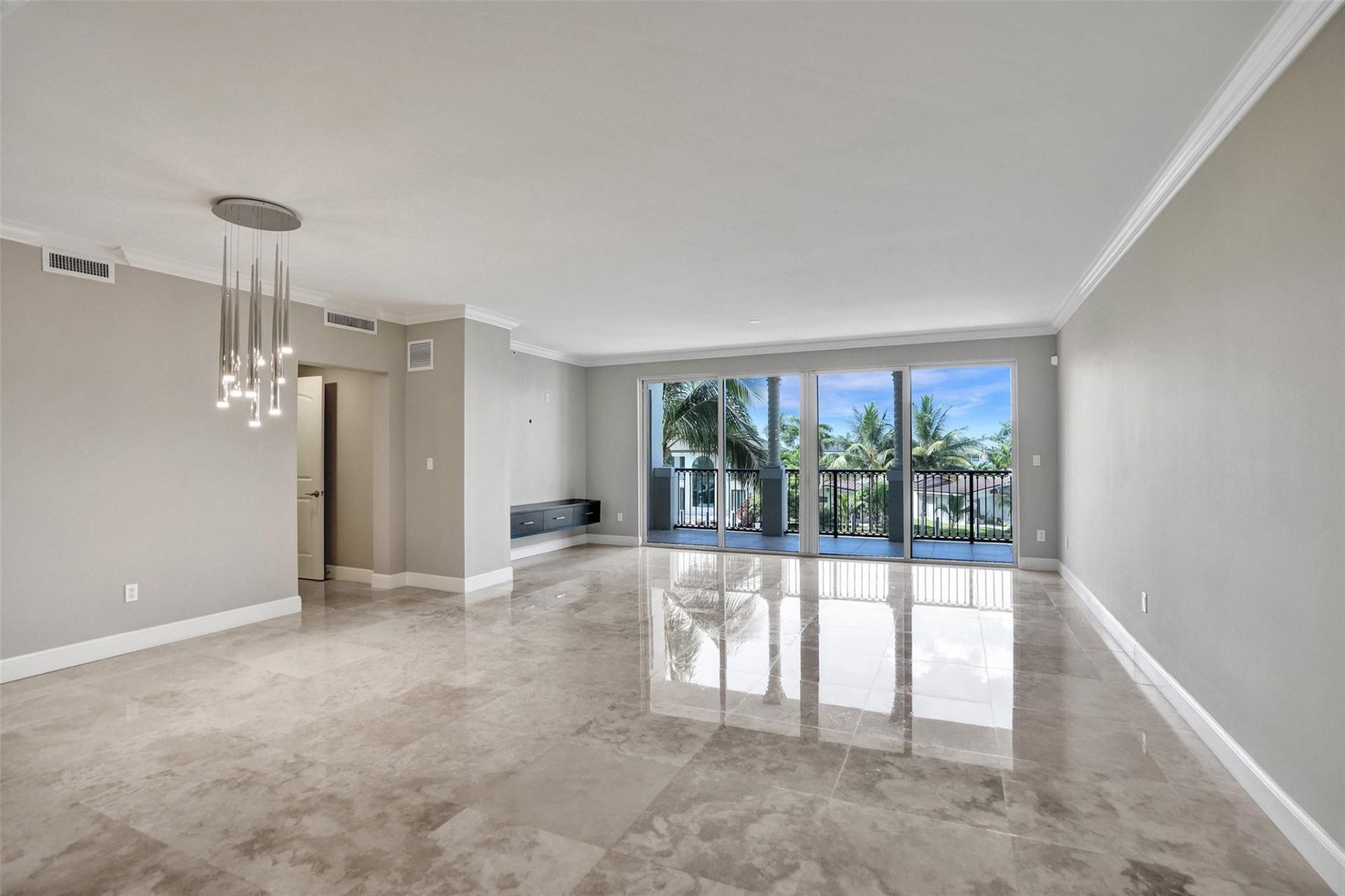 1424 SE 12th Street, Unit 2B, Fort Lauderdale, FL 33316 Photo