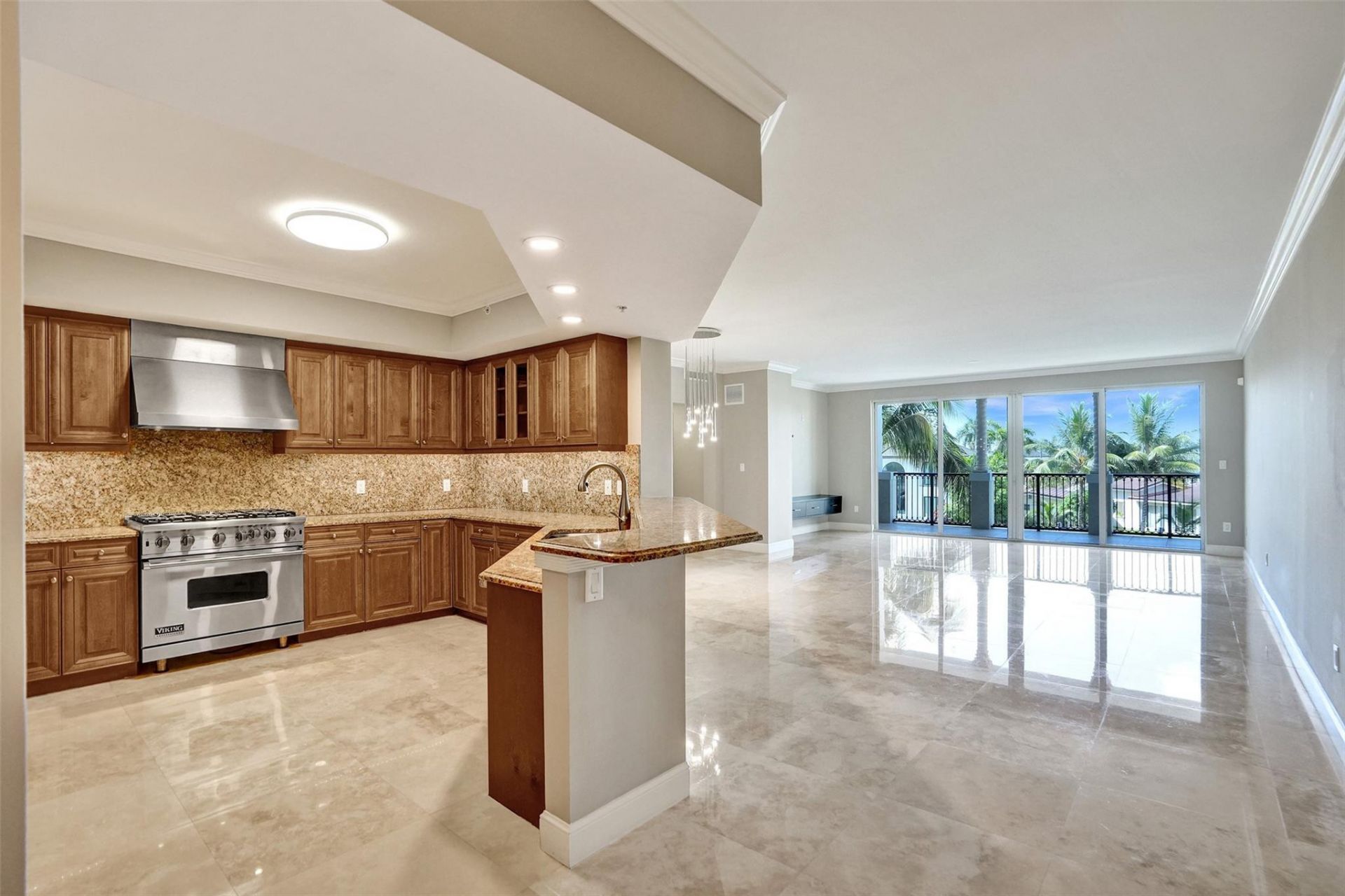 1424 SE 12th Street, Unit 2B, Fort Lauderdale, FL 33316 Photo
