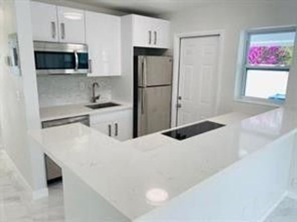 2408 NE 4th Street, Pompano Beach, FL 33062
