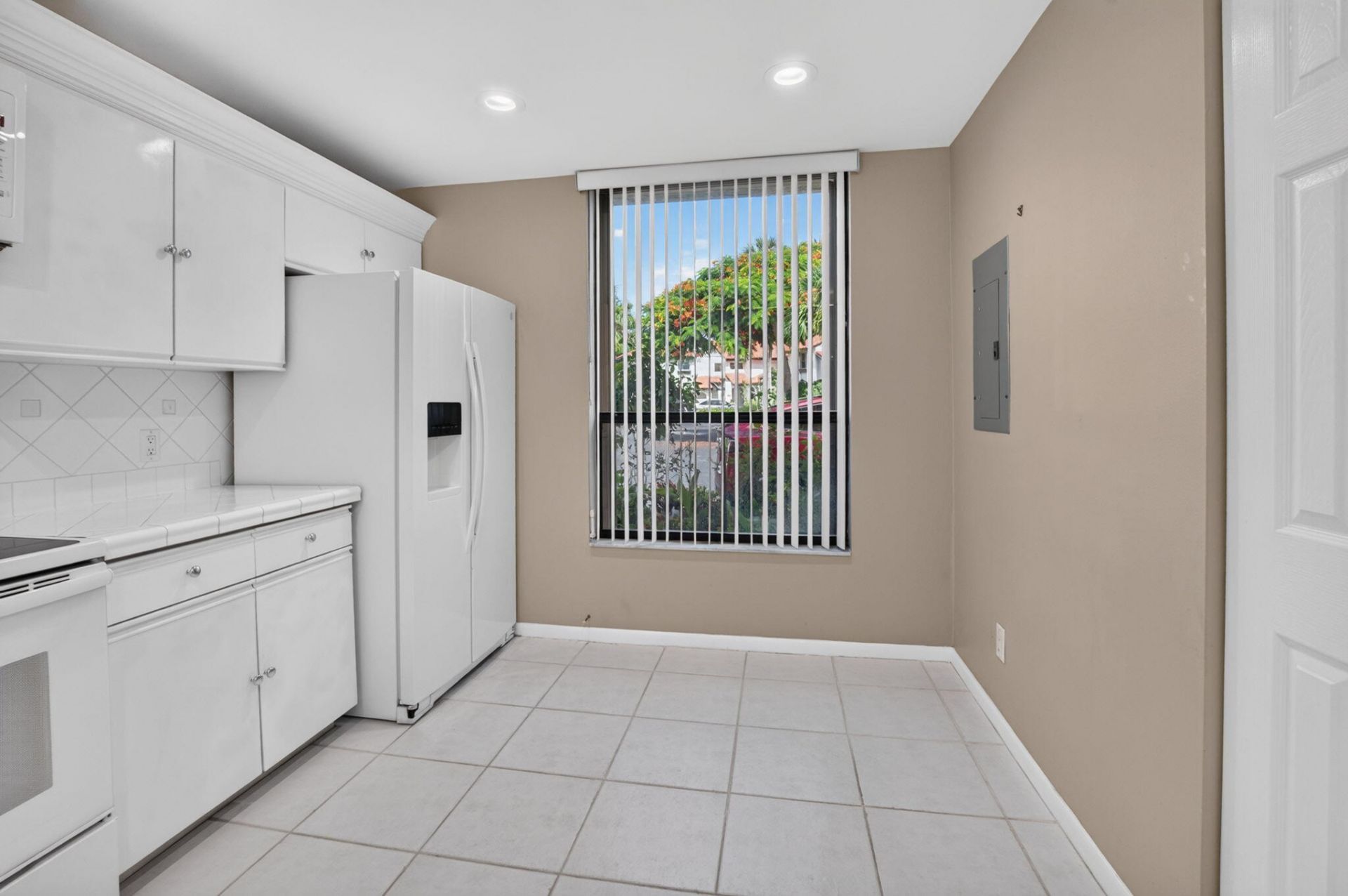 5726 Fox Hollow Drive, Unit G, Boca Raton, FL 33486 Photo