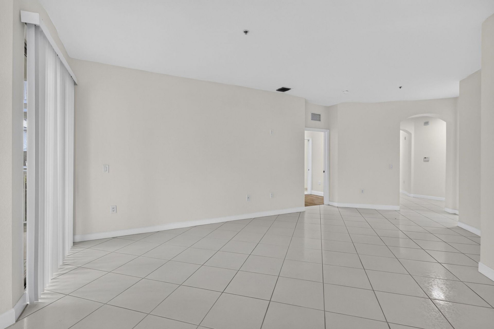 2103 Shoma Drive, Unit 122, Royal Palm Beach, FL 33414 Photo