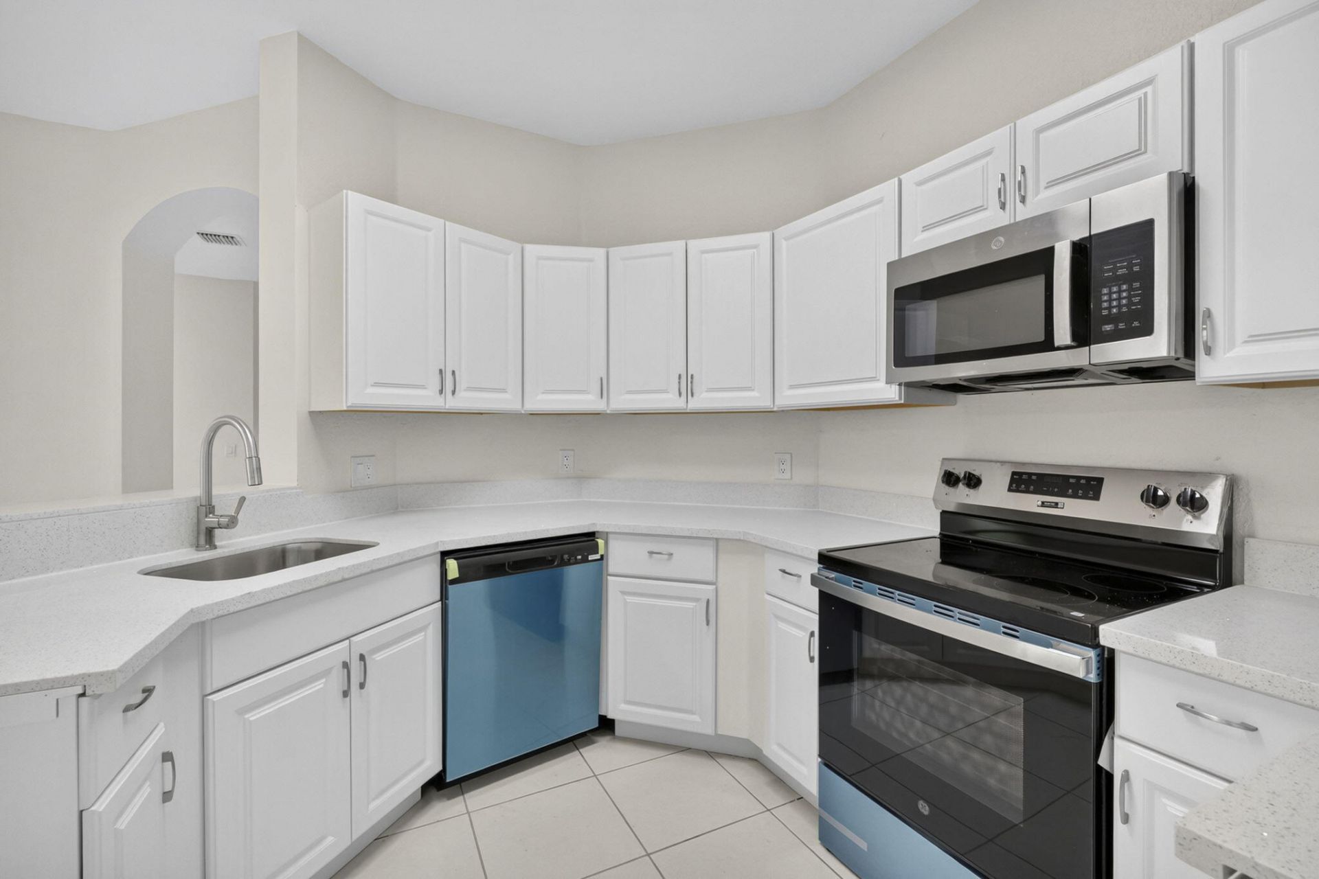 2103 Shoma Drive, Unit 122, Royal Palm Beach, FL 33414 Photo