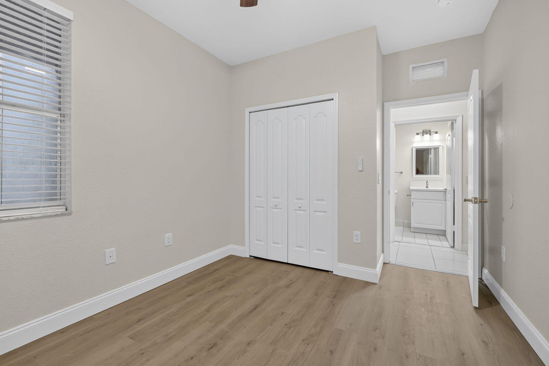2103 Shoma Drive, Unit 122, Royal Palm Beach, FL 33414 Photo