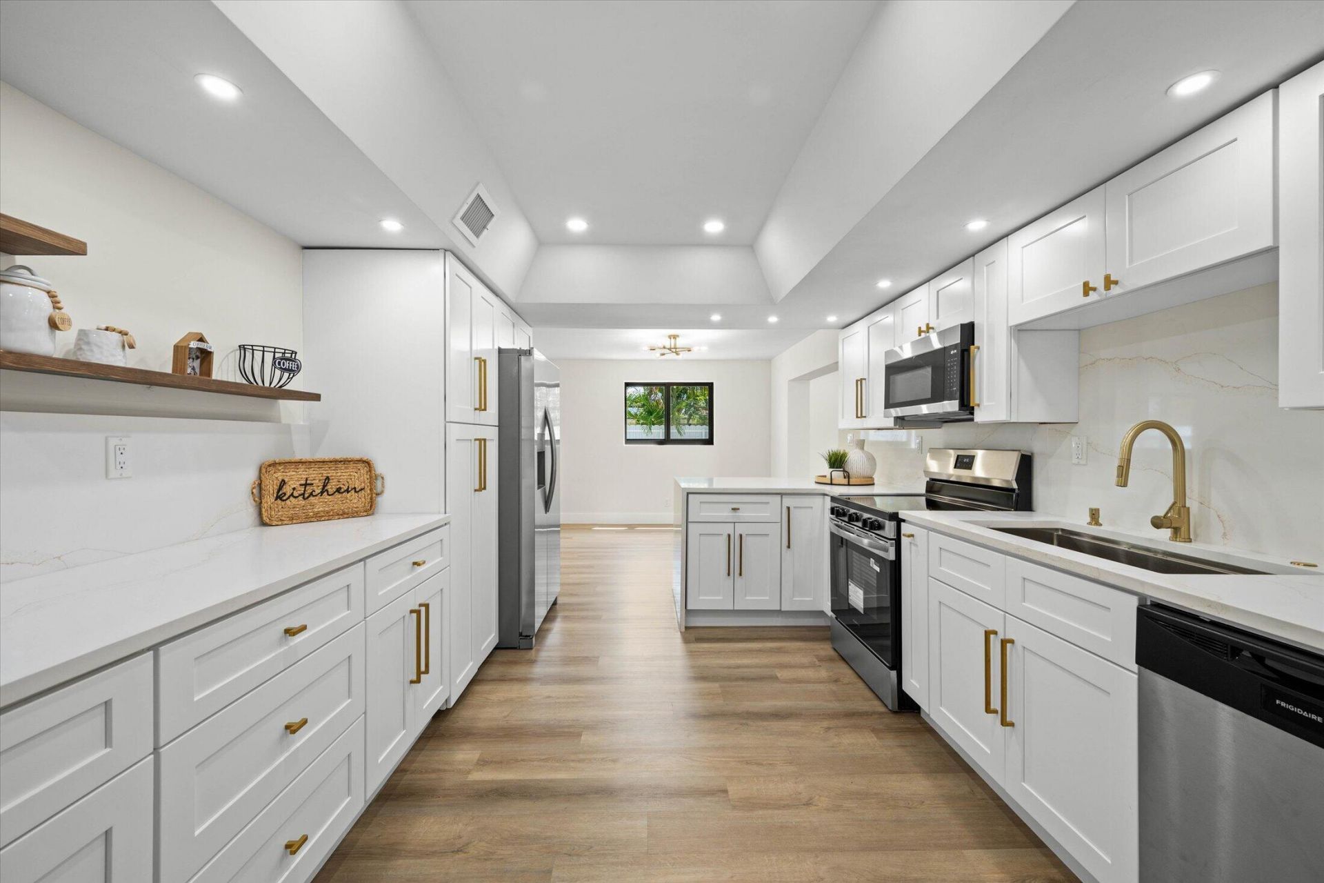 5834 Forest Hill Boulevard, West Palm Beach, FL 33415 Photo