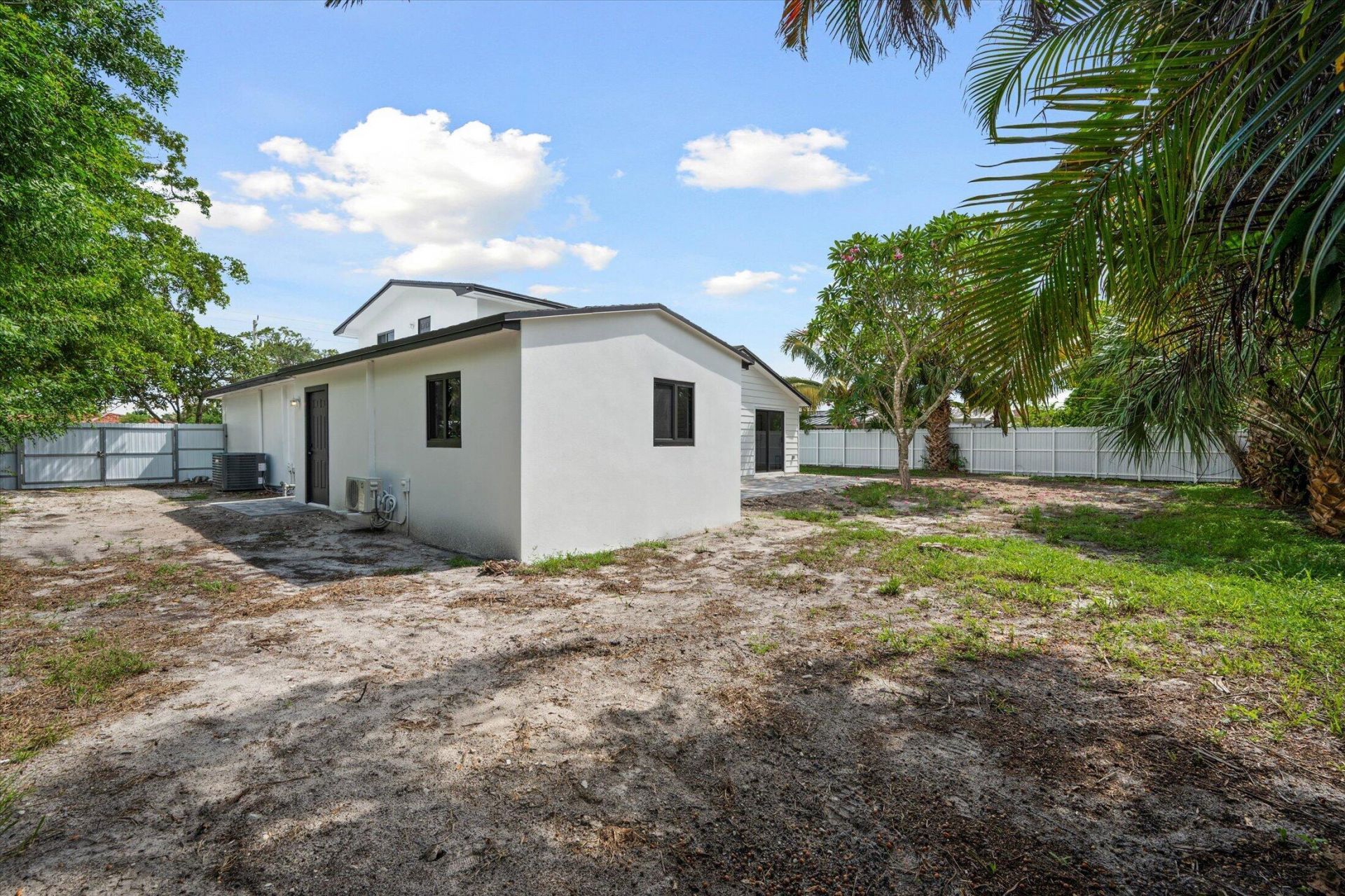 5834 Forest Hill Boulevard, West Palm Beach, FL 33415 Photo