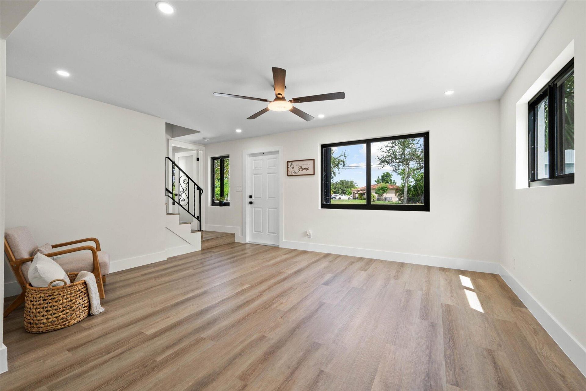 5834 Forest Hill Boulevard, West Palm Beach, FL 33415 Photo