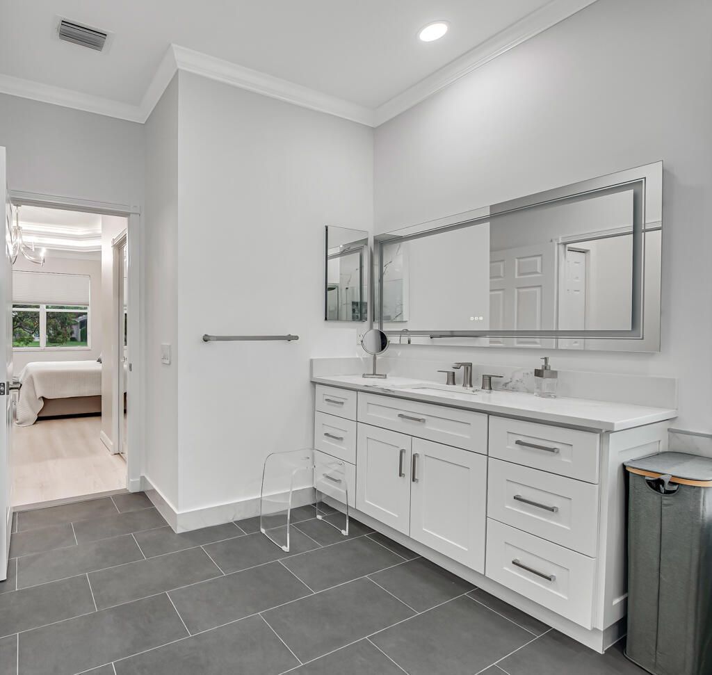 8225 La Jolla Vista Lane, Lake Worth, FL 33467 Photo
