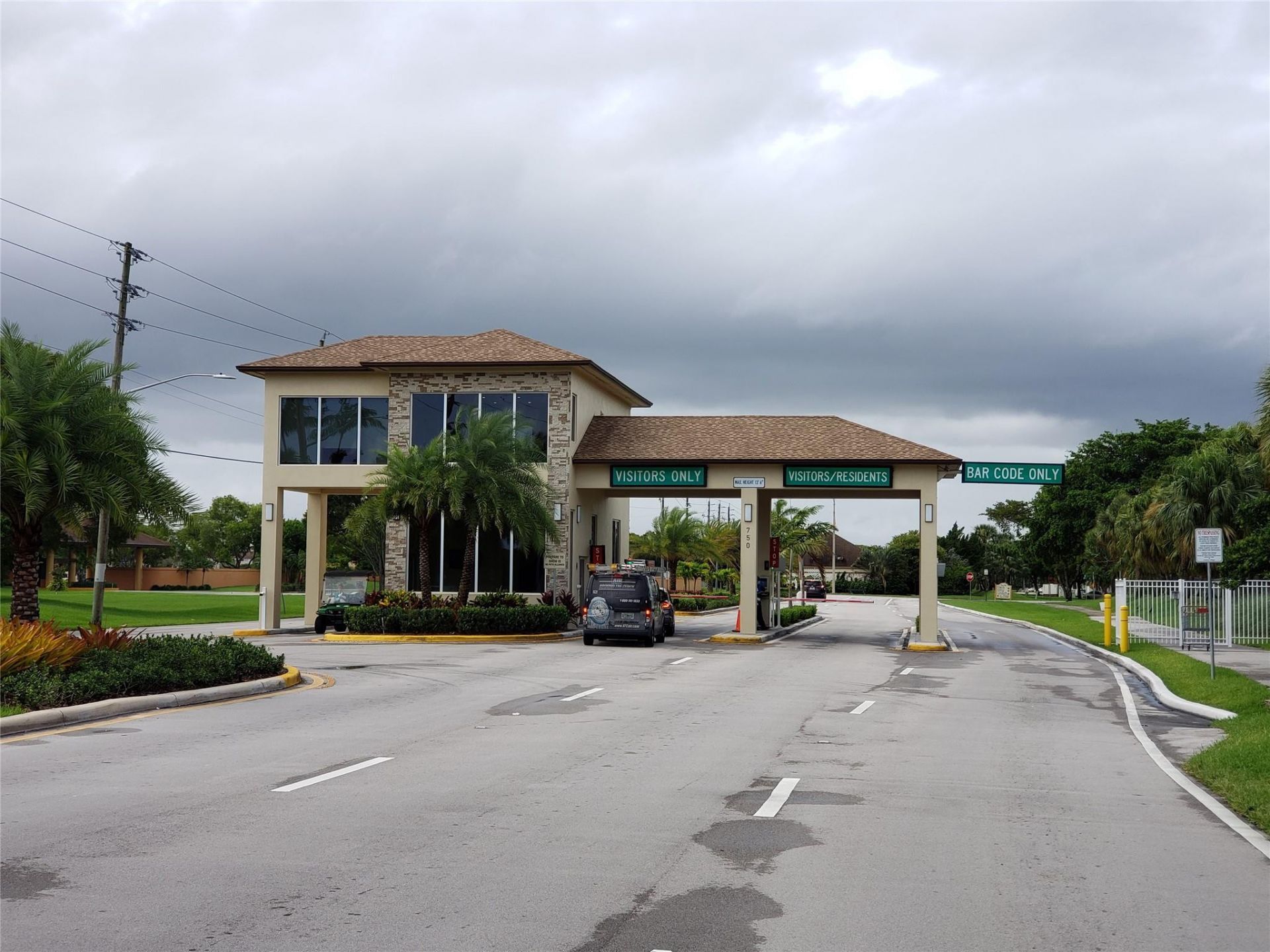1200 SW 137th Avenue, Unit 312E, Pembroke Pines, FL 33027 Photo