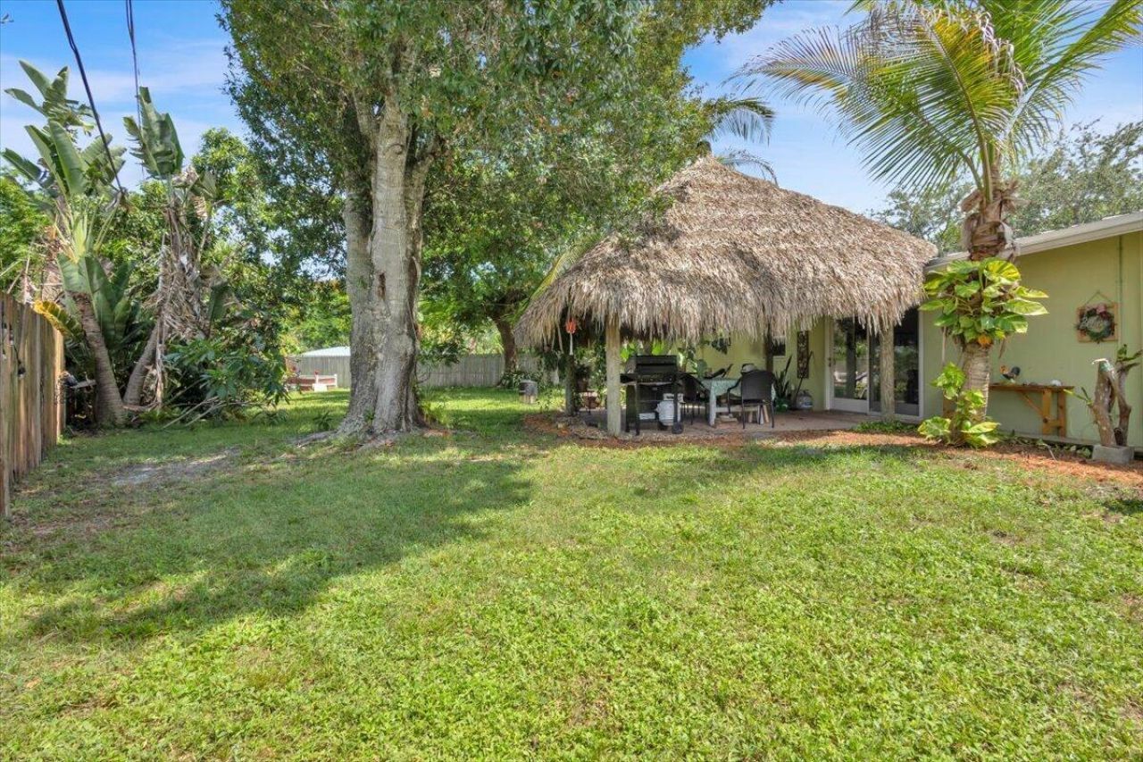 1121 SE Alamanda Lane, Stuart, FL 34996 Photo