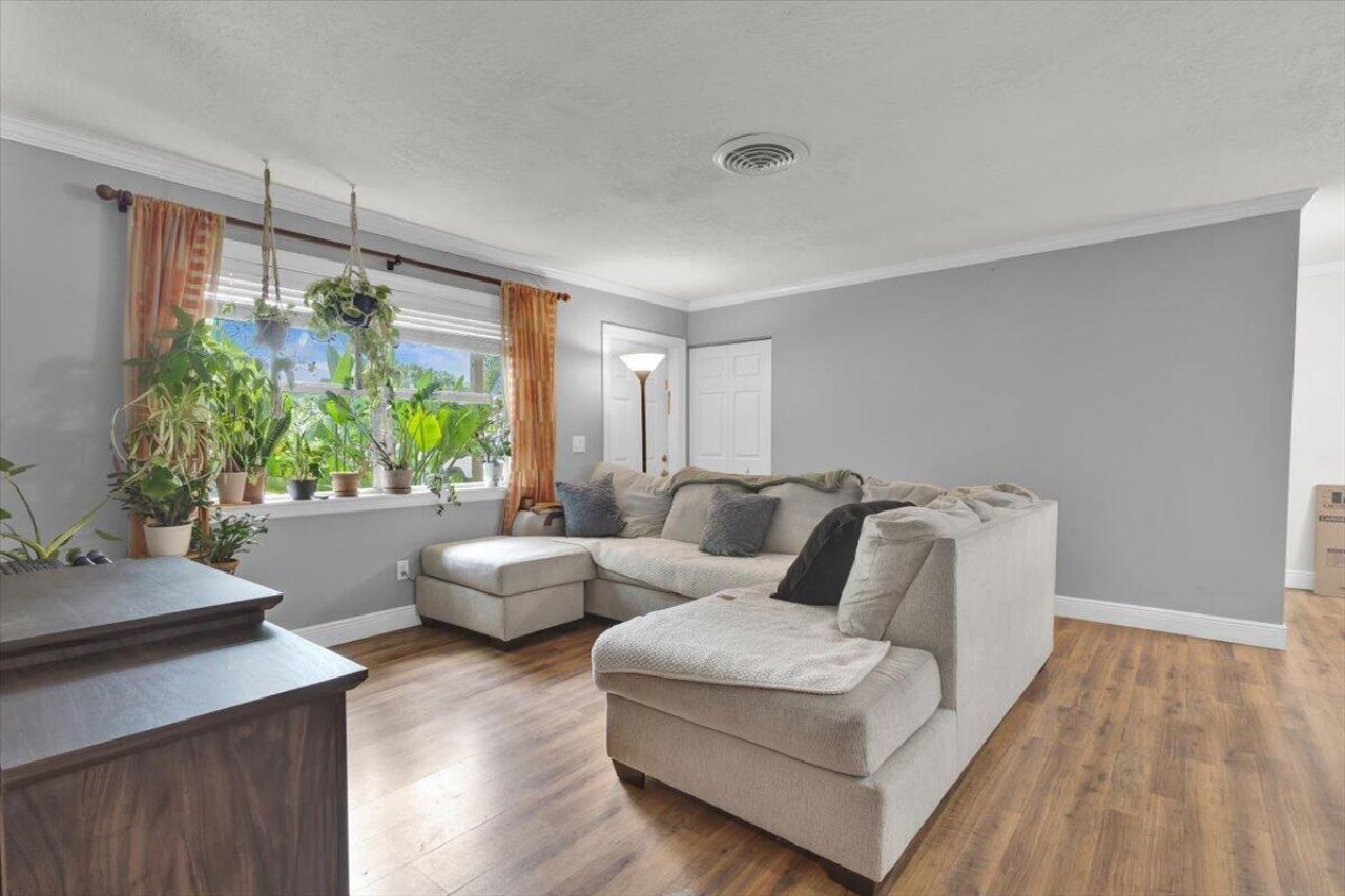 1121 SE Alamanda Lane, Stuart, FL 34996 Photo
