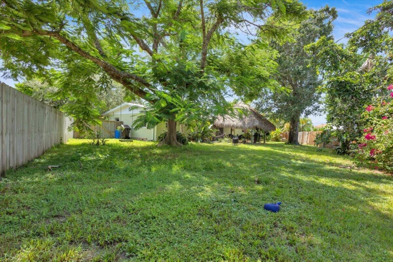 1121 SE Alamanda Lane, Stuart, FL 34996 Photo