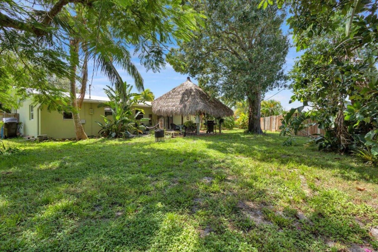 1121 SE Alamanda Lane, Stuart, FL 34996 Photo