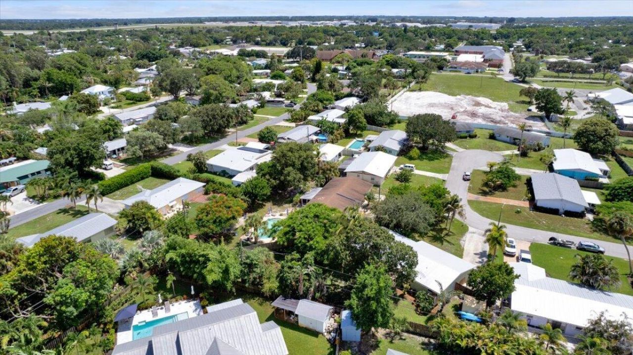 1121 SE Alamanda Lane, Stuart, FL 34996 Photo