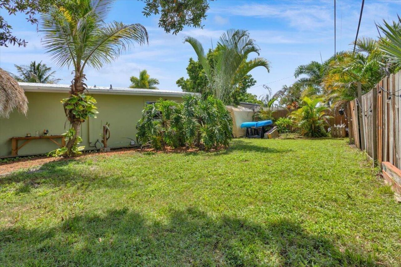 1121 SE Alamanda Lane, Stuart, FL 34996 Photo