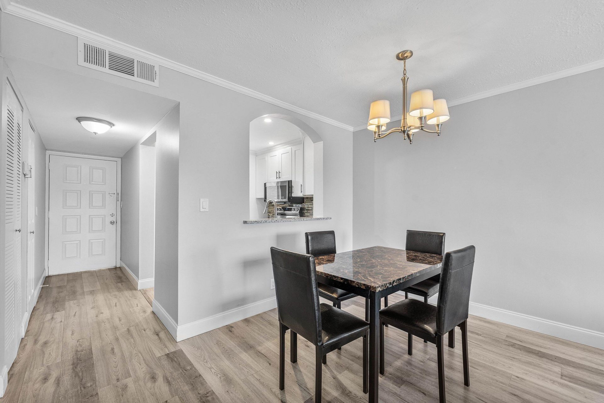 14307 Bedford Drive, Unit 204, Delray Beach, FL 33446 Photo