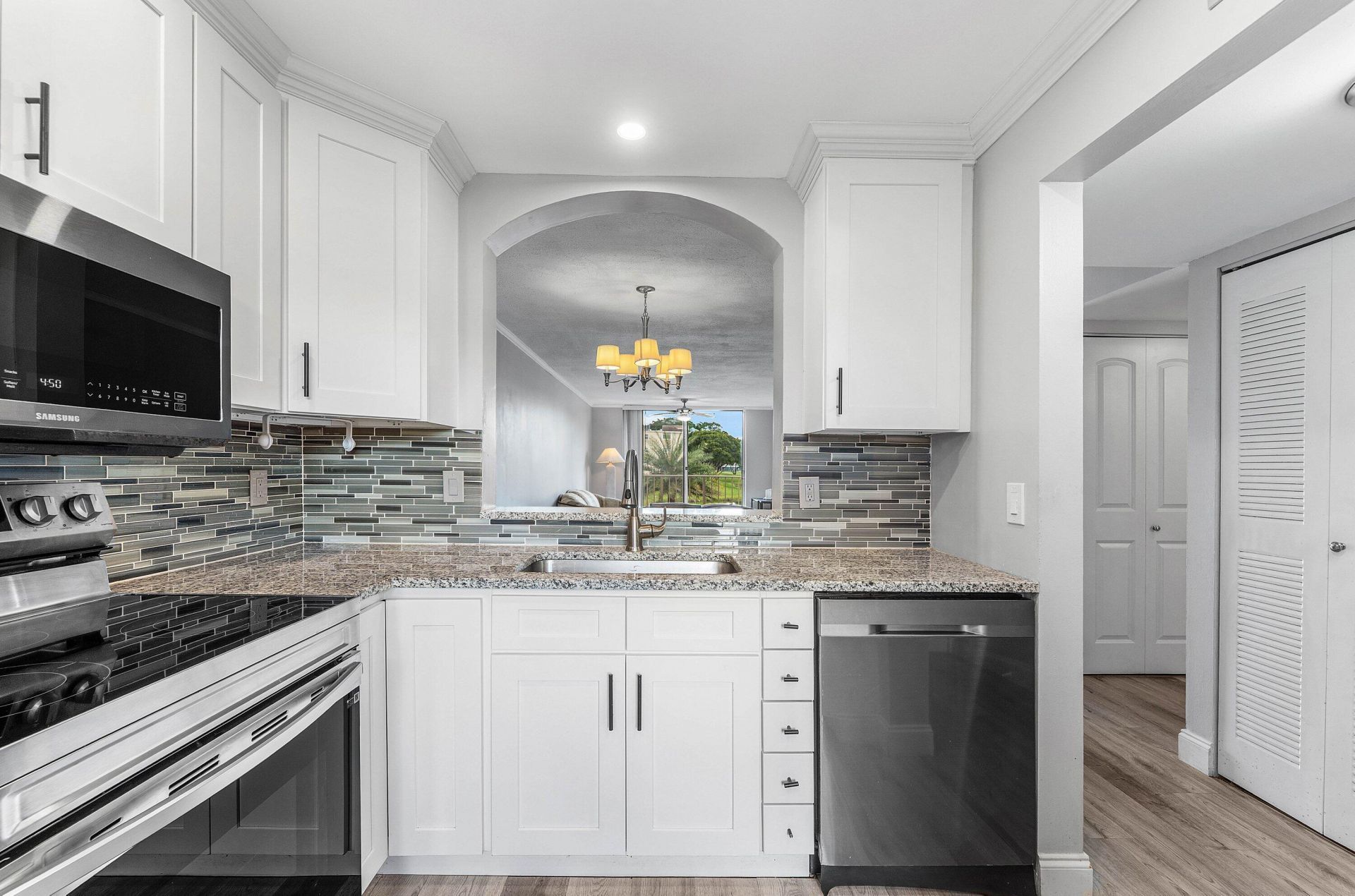 14307 Bedford Drive, Unit 204, Delray Beach, FL 33446 Photo
