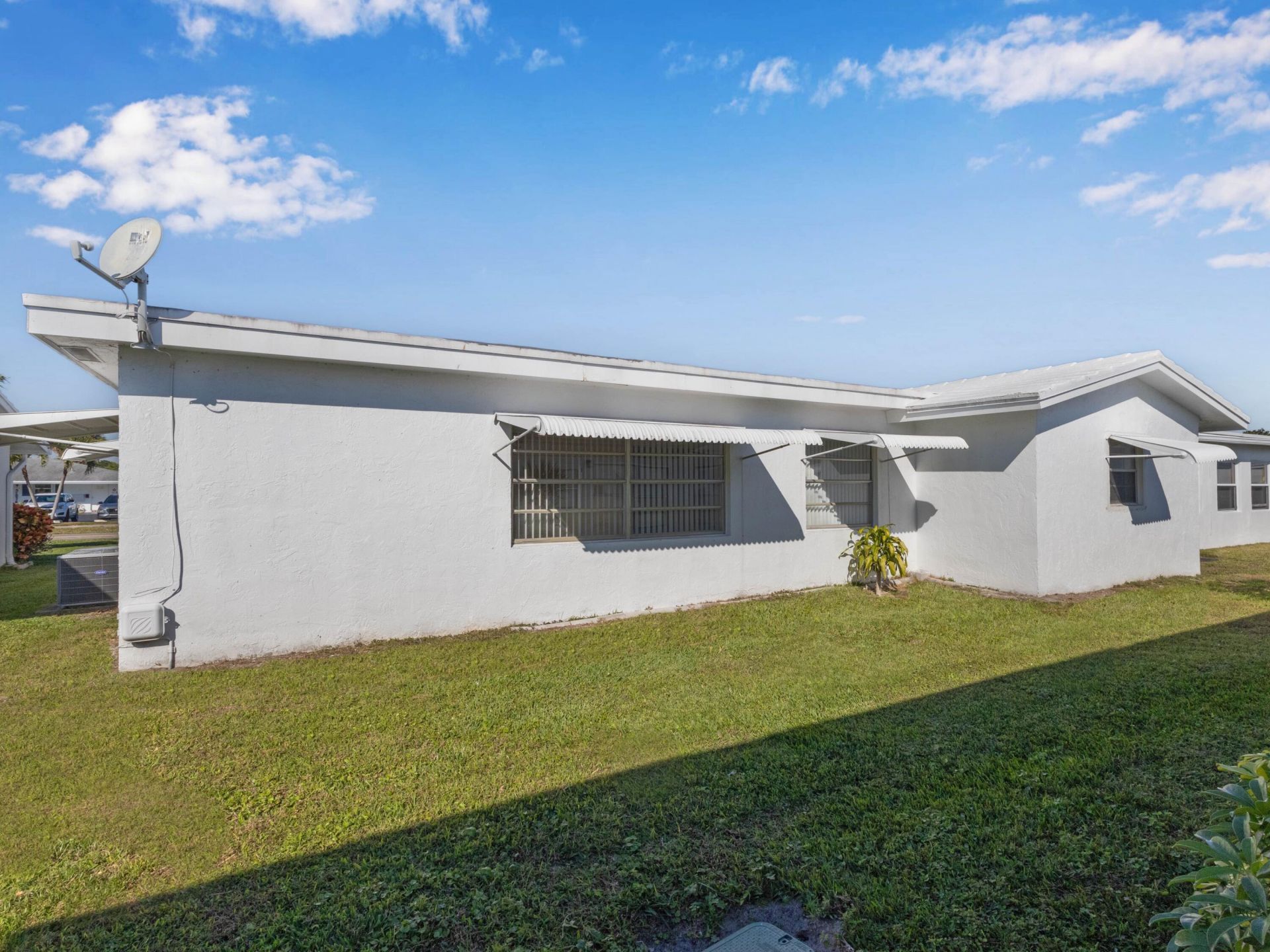 2016 SW Golf Lane Sw, Boynton Beach, FL 33426 Photo
