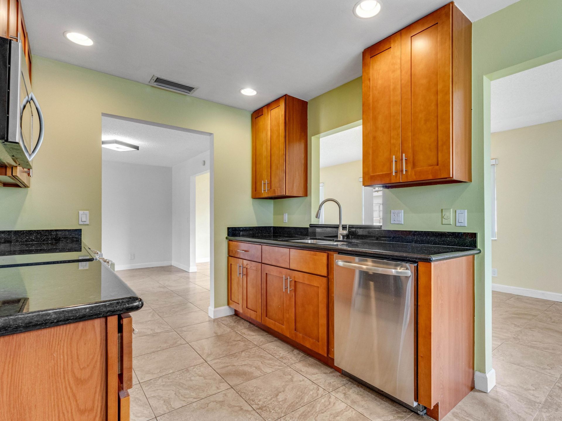 2016 SW Golf Lane Sw, Boynton Beach, FL 33426 Photo