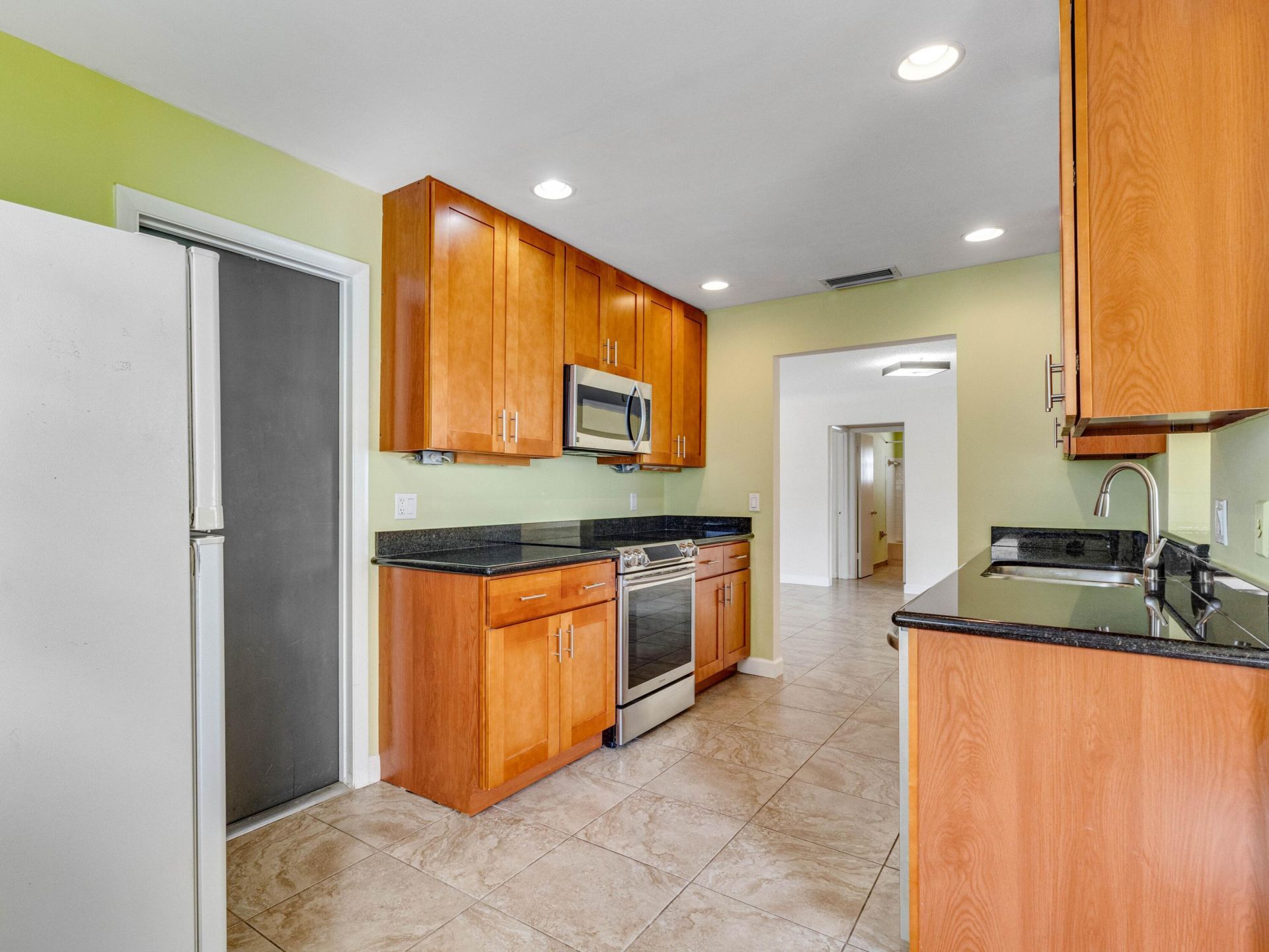 2016 SW Golf Lane Sw, Boynton Beach, FL 33426 Photo