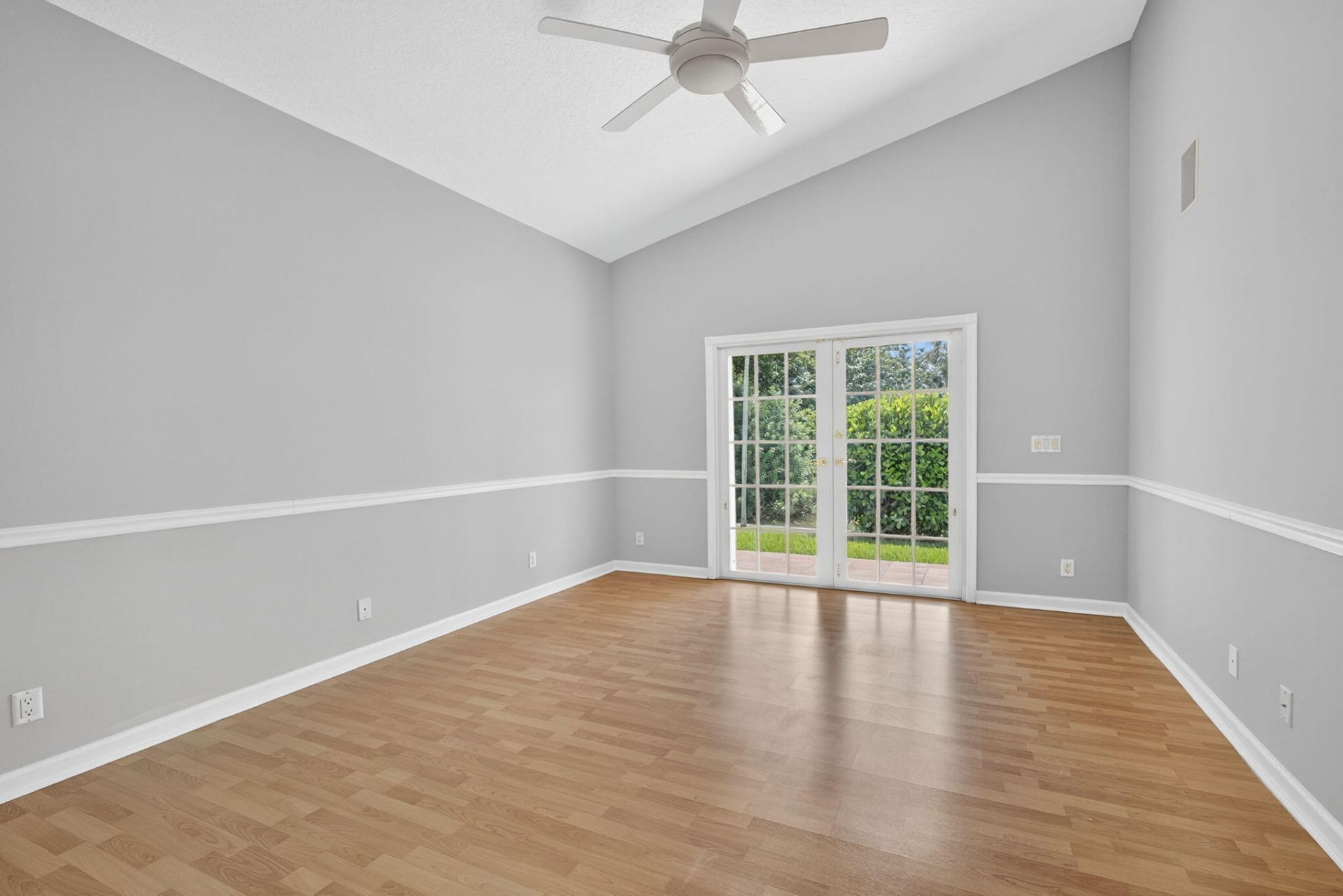 1052 W Shore Drive, West Palm Beach, FL 33406 Photo