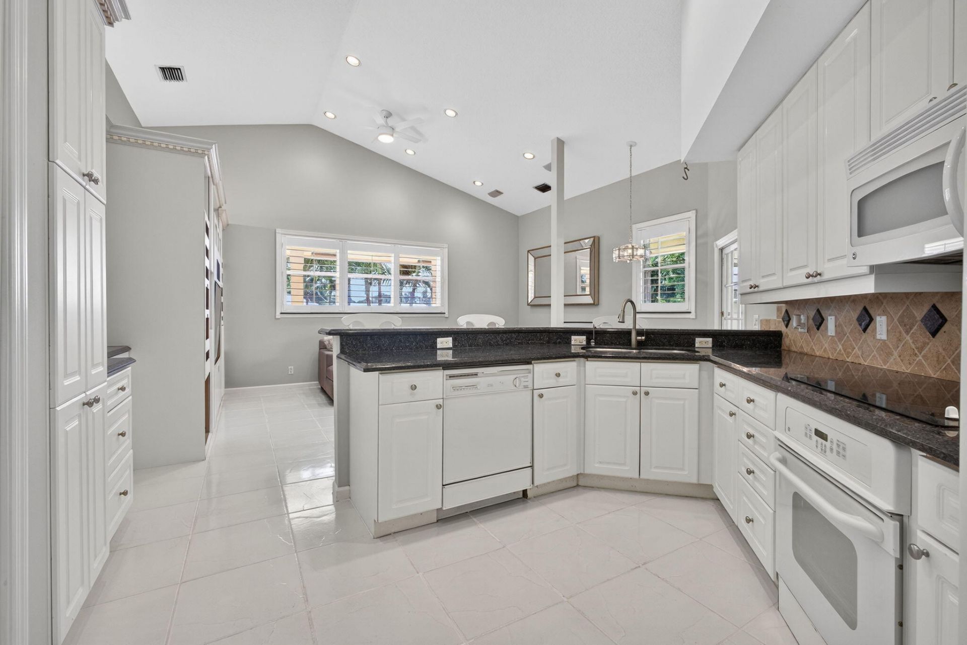 1052 W Shore Drive, West Palm Beach, FL 33406 Photo