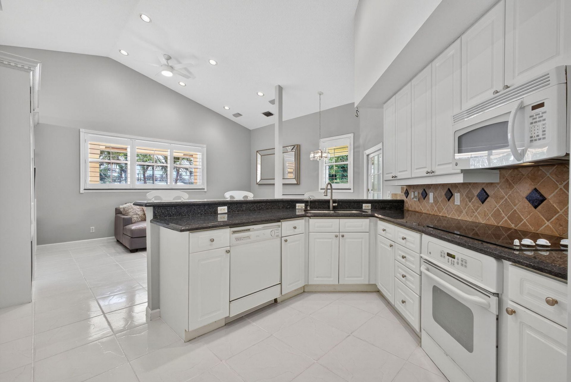 1052 W Shore Drive, West Palm Beach, FL 33406 Photo