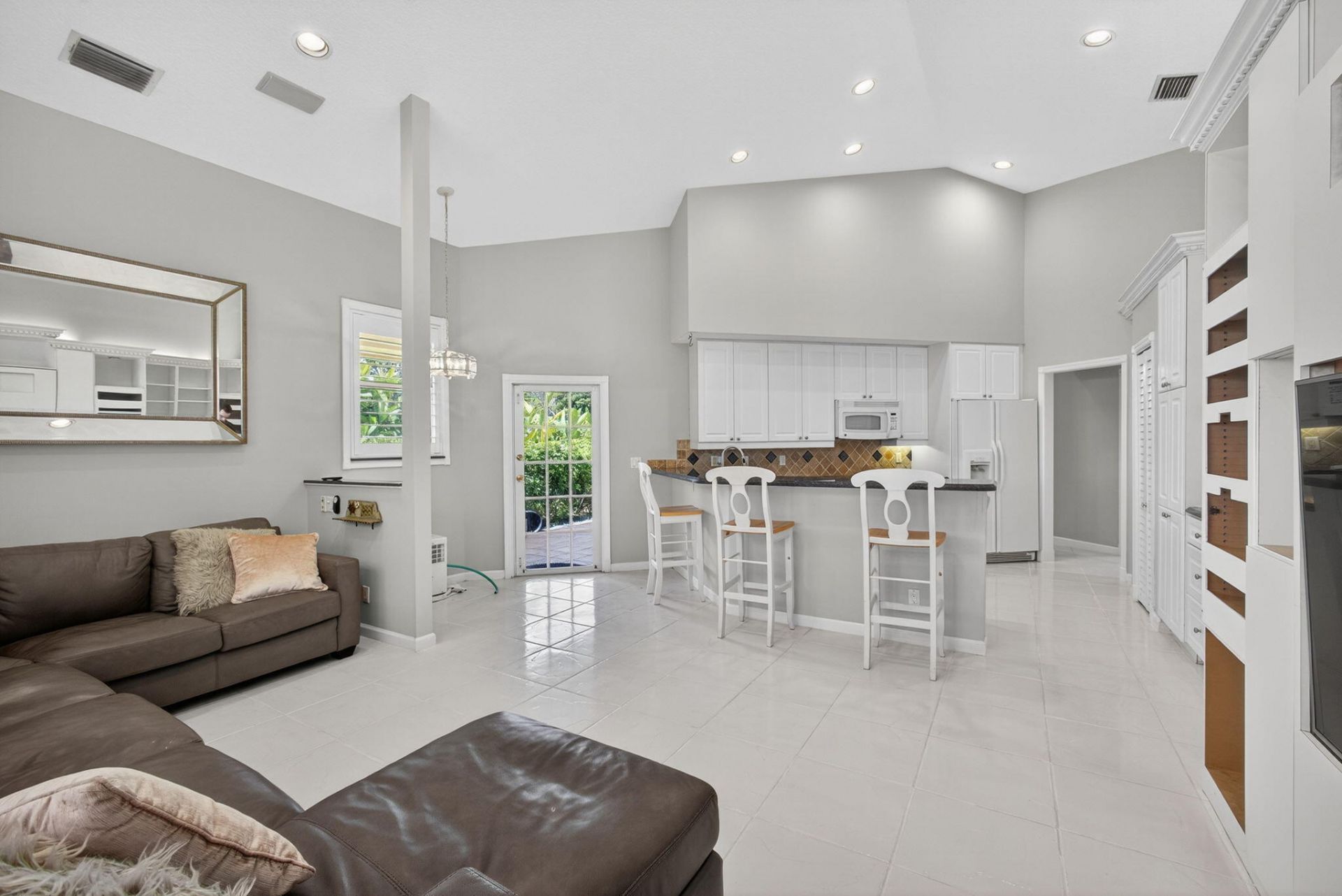 1052 W Shore Drive, West Palm Beach, FL 33406 Photo