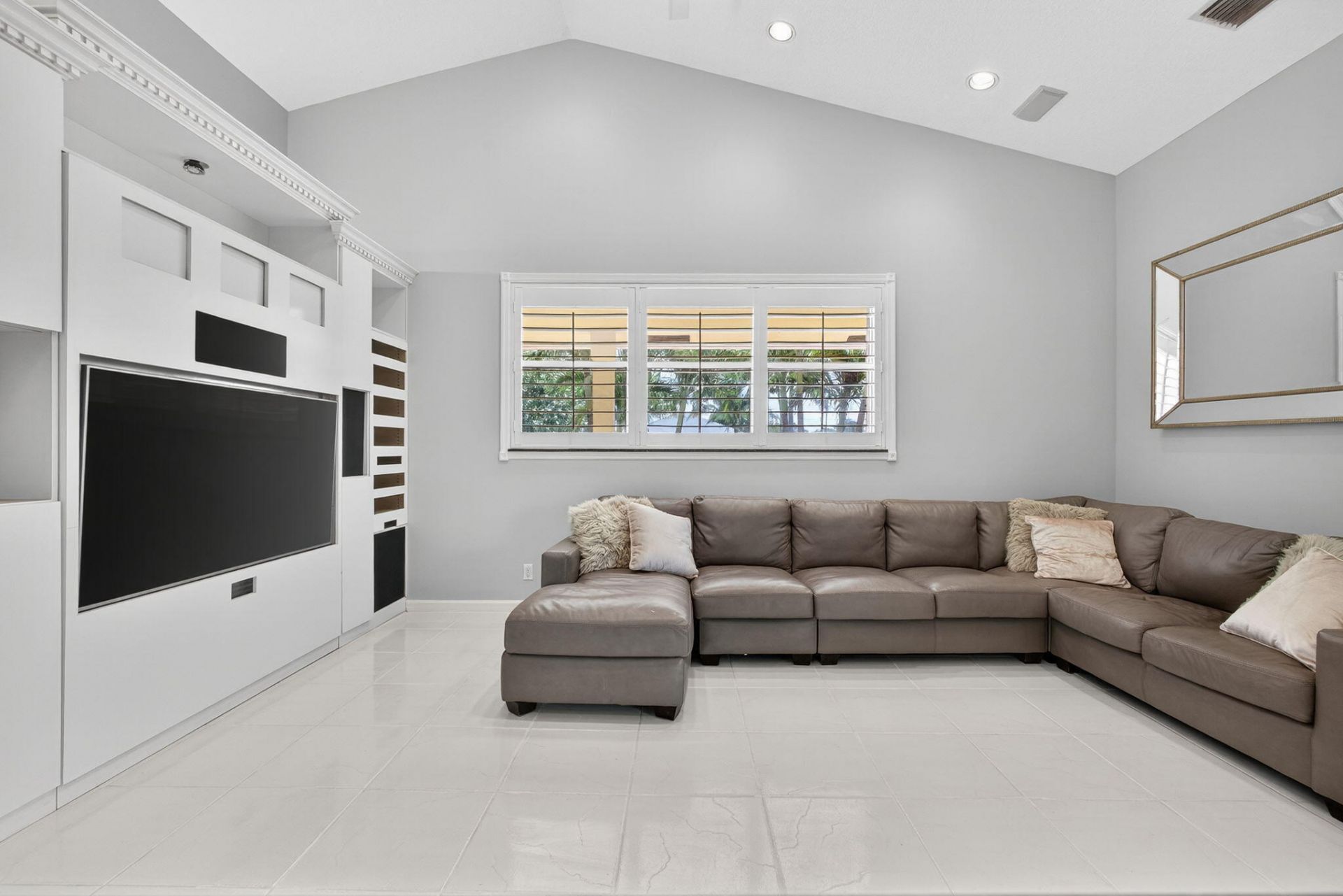 1052 W Shore Drive, West Palm Beach, FL 33406 Photo