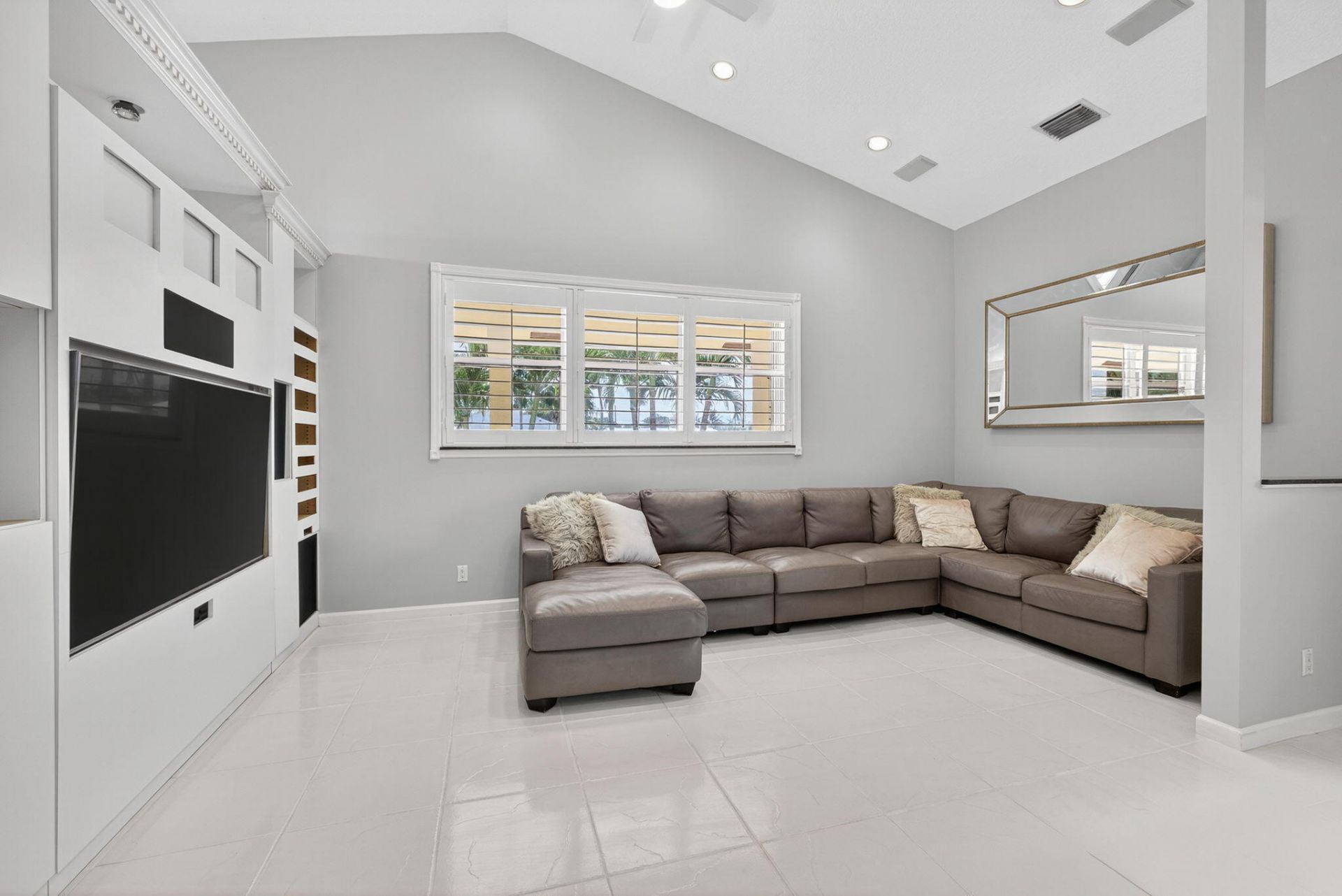 1052 W Shore Drive, West Palm Beach, FL 33406 Photo