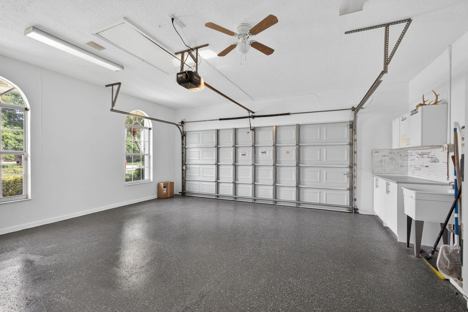 1052 W Shore Drive, West Palm Beach, FL 33406 Photo