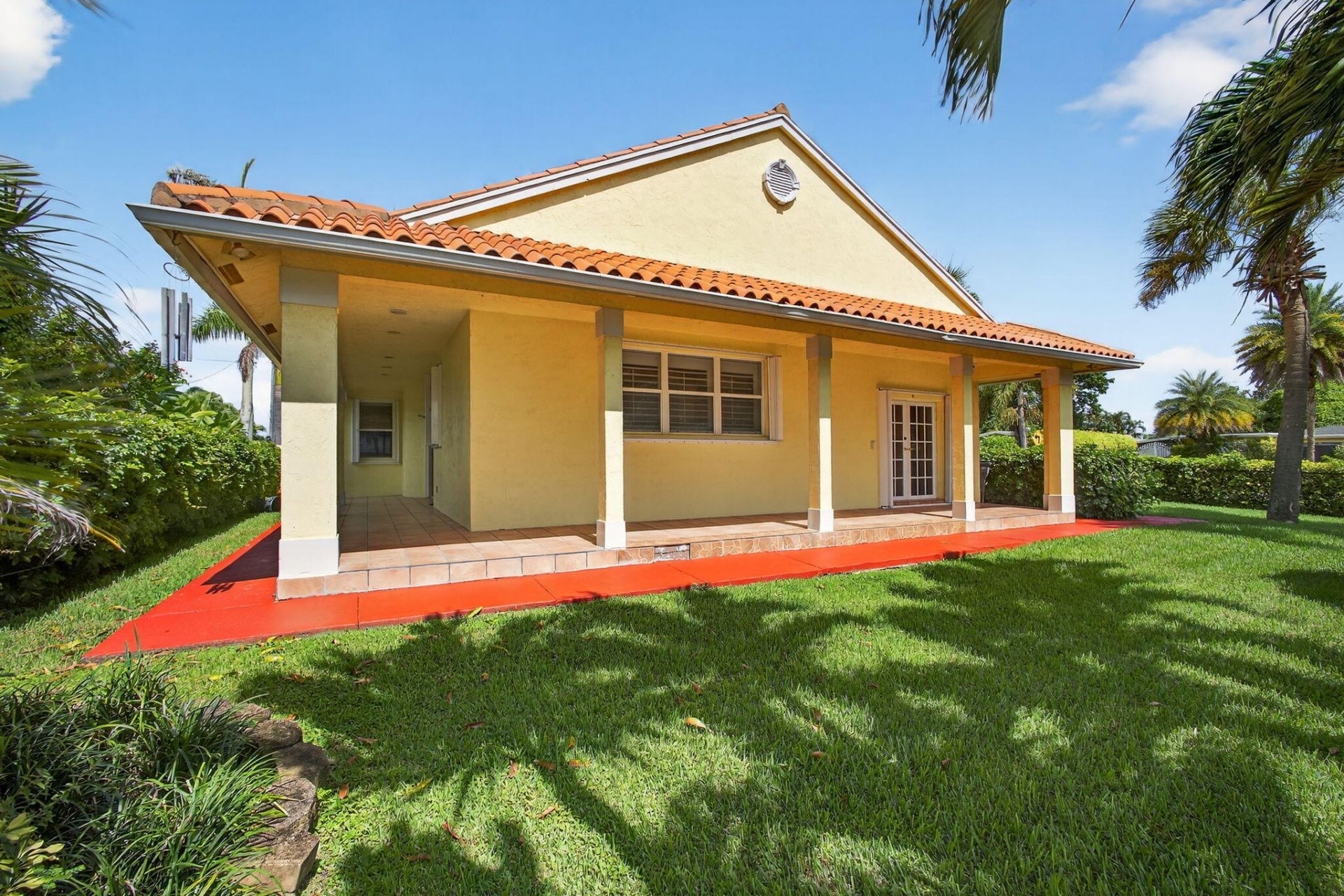 1052 W Shore Drive, West Palm Beach, FL 33406 Photo