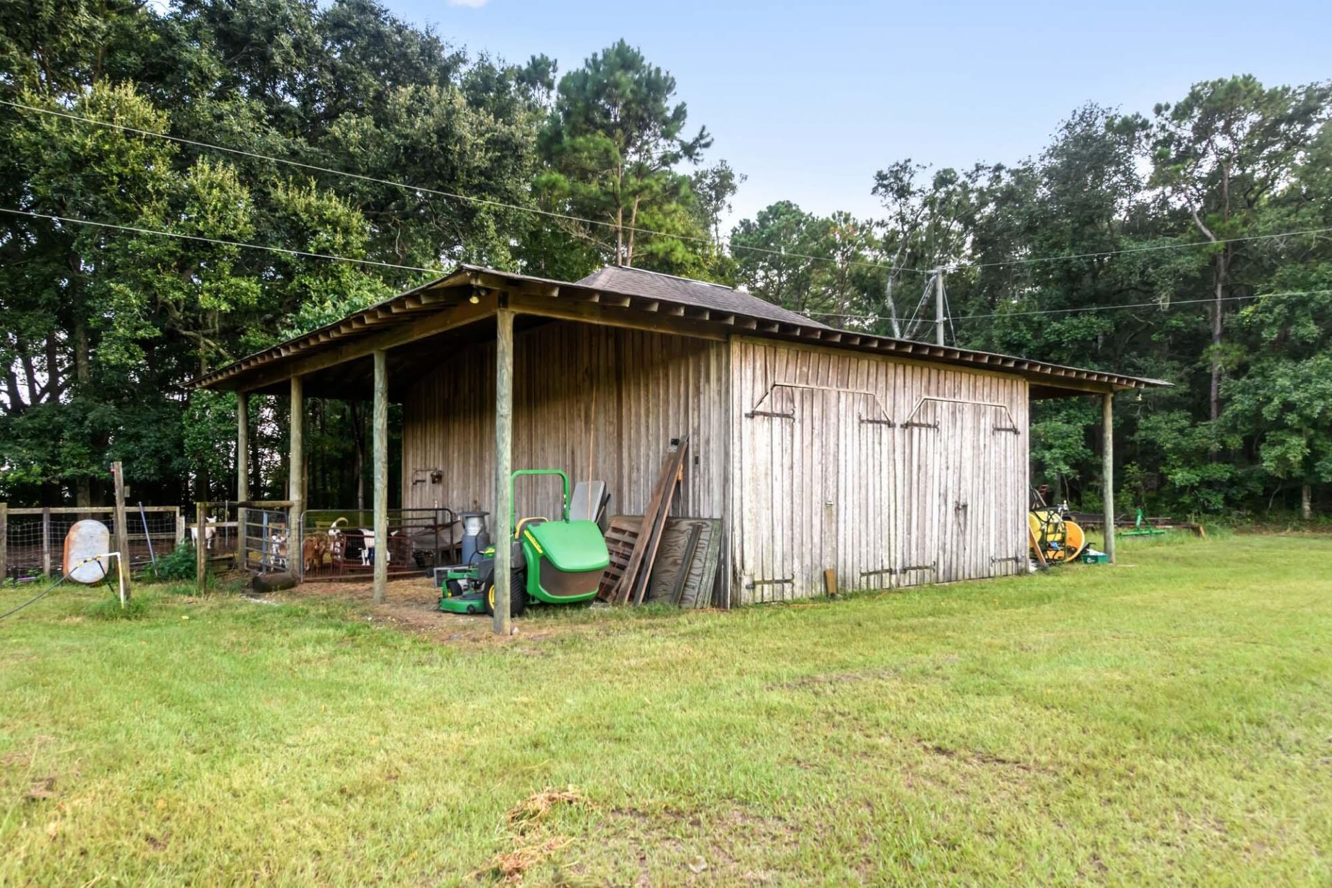 8889 Us-17 Photo 18