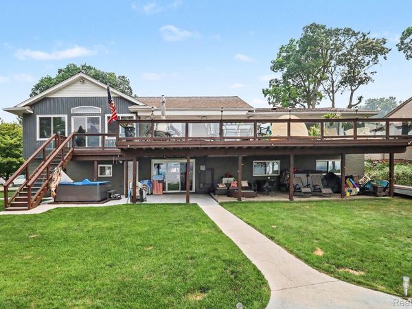 3233 Shawnee Lane , Waterford Township, Mi 48329