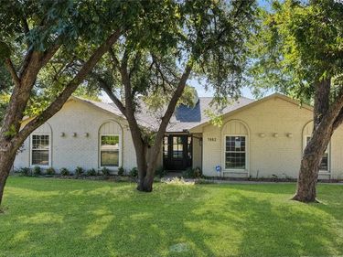 7862 La Verdura, Dallas, TX 75248