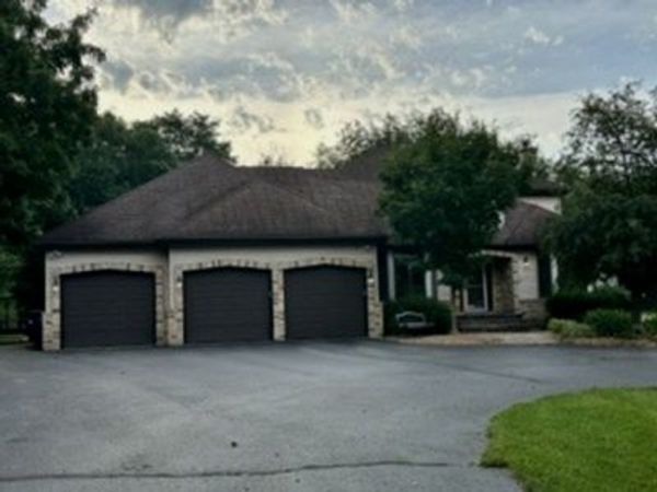 26165 N Greenbriar Court , Lake Barrington, IL 60084