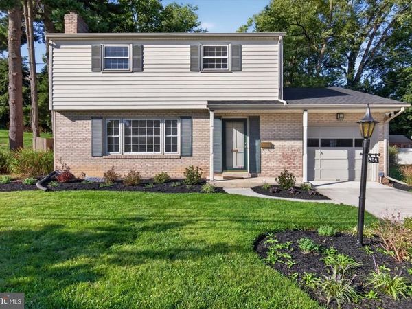 904 W FOXCROFT DRIVE, CAMP HILL, PA 17011