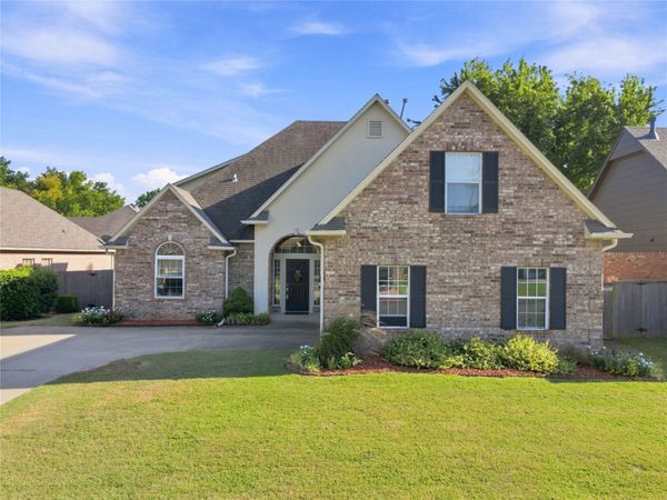 2914 E 101st Place , Tulsa, OK 74137