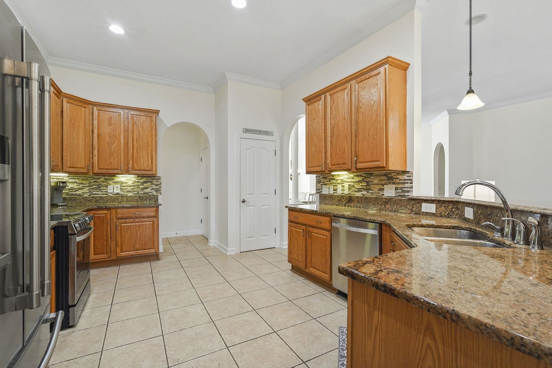 126 Hartley Pl.  Photo 12