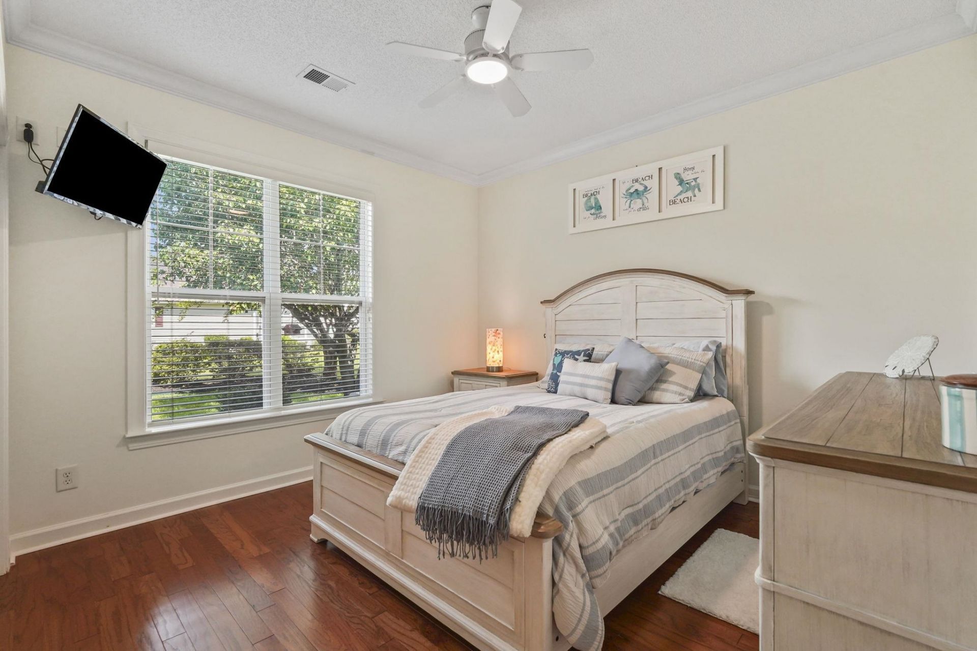 126 Hartley Pl.  Photo 21