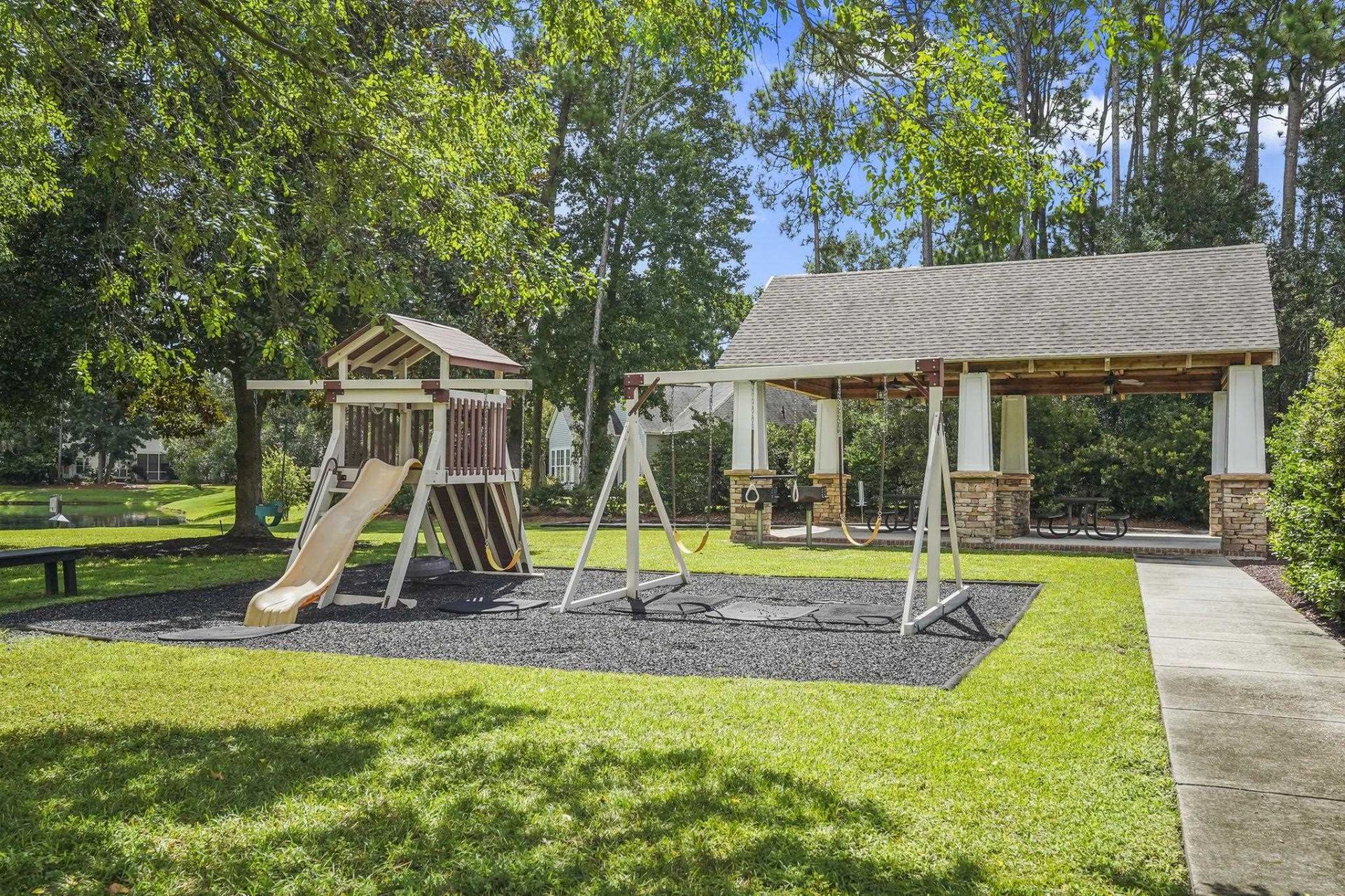 126 Hartley Pl.  Photo 35