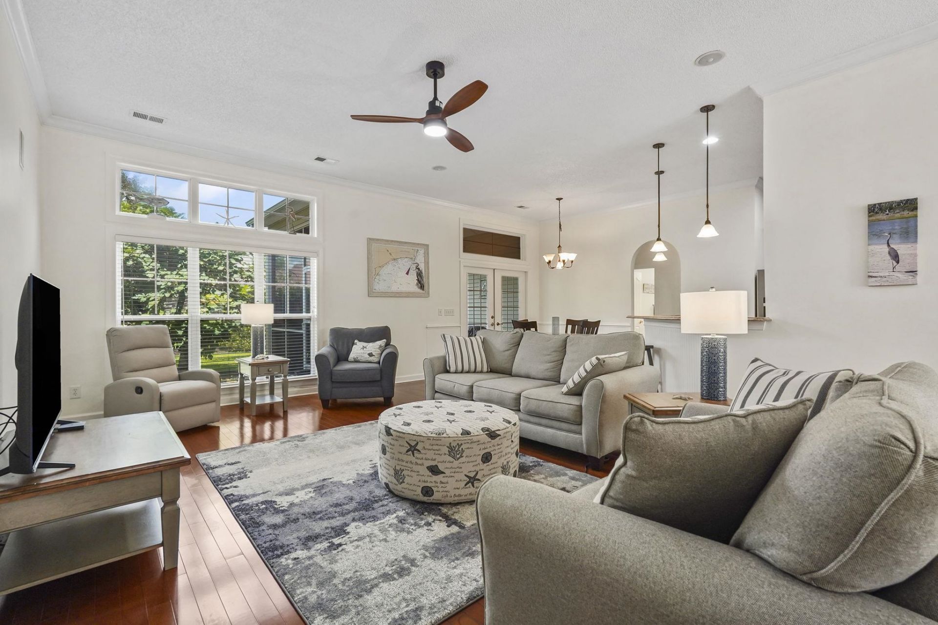 126 Hartley Pl.  Photo 9