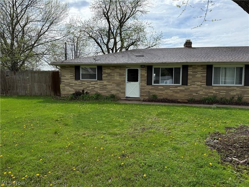 12922 Fountain Court, Strongsville, OH 44136 Photo 2