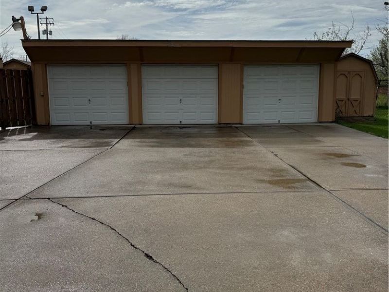 12922 Fountain Court, Strongsville, OH 44136 Photo 3