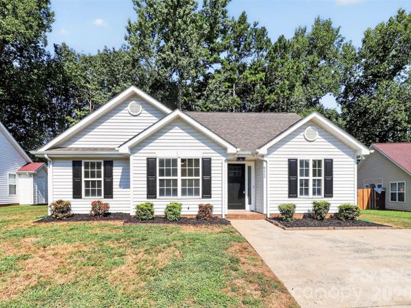 6111 Country Walk Drive, Charlotte, NC 28212