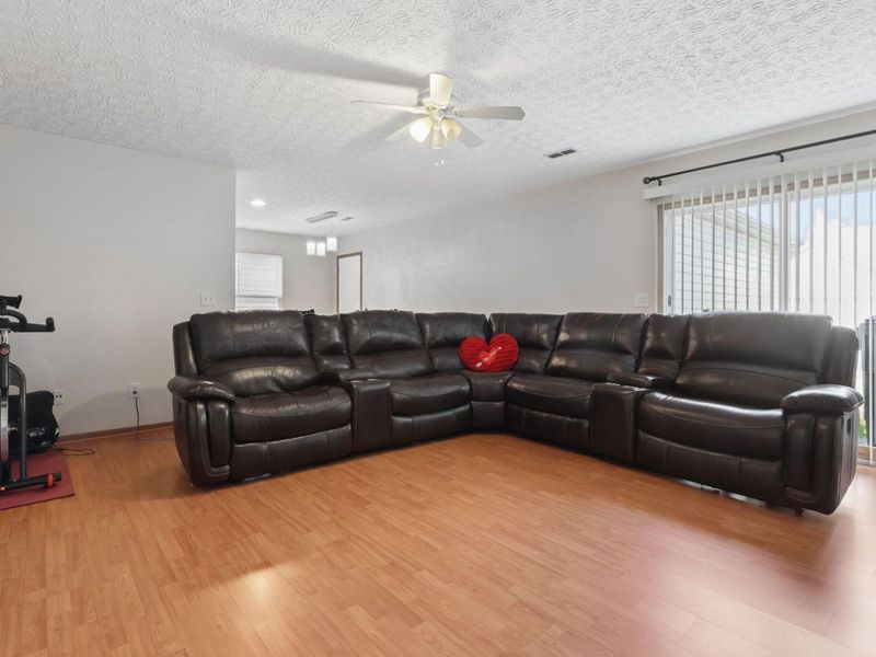 6304 Lehman Road, Canal Winchester, OH 43110 Photo 6